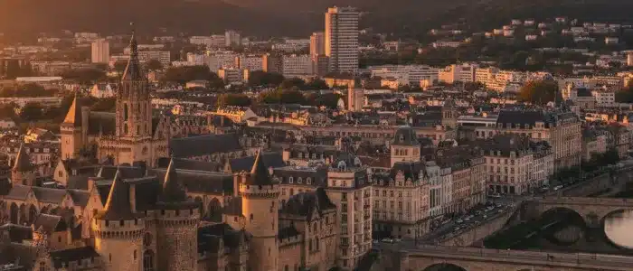 Photographe architecture tours | guide complet 2026 - photographe architecture tours